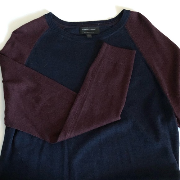 Banana Republic Other - LIKE NEW Banana Republic Men’s Sweater (Size L)